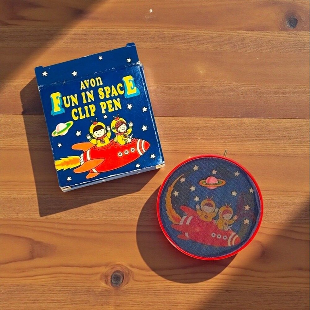 Vintage 1986 Avon Fun in Space Clip Pen Lenticular Rocket Kids Boxed Magic Toy